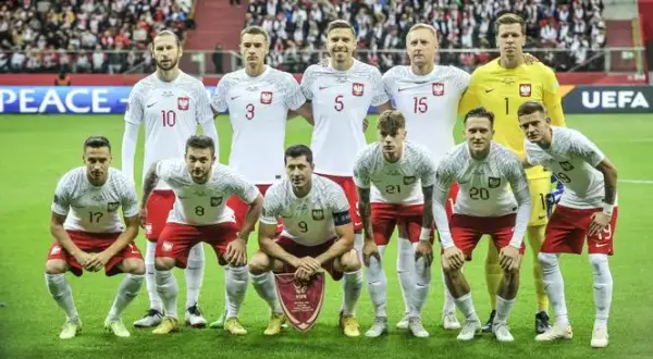 Ile naprawdę zarabiają piłkarze za mecz w reprezentacji Polski? Szokujące kwoty!