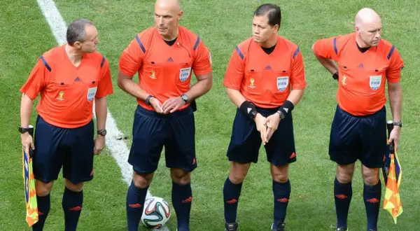 Ile naprawdę zarabia sędzia na mundialu? Zaskakujące kwoty i różnice w wynagrodzeniach
